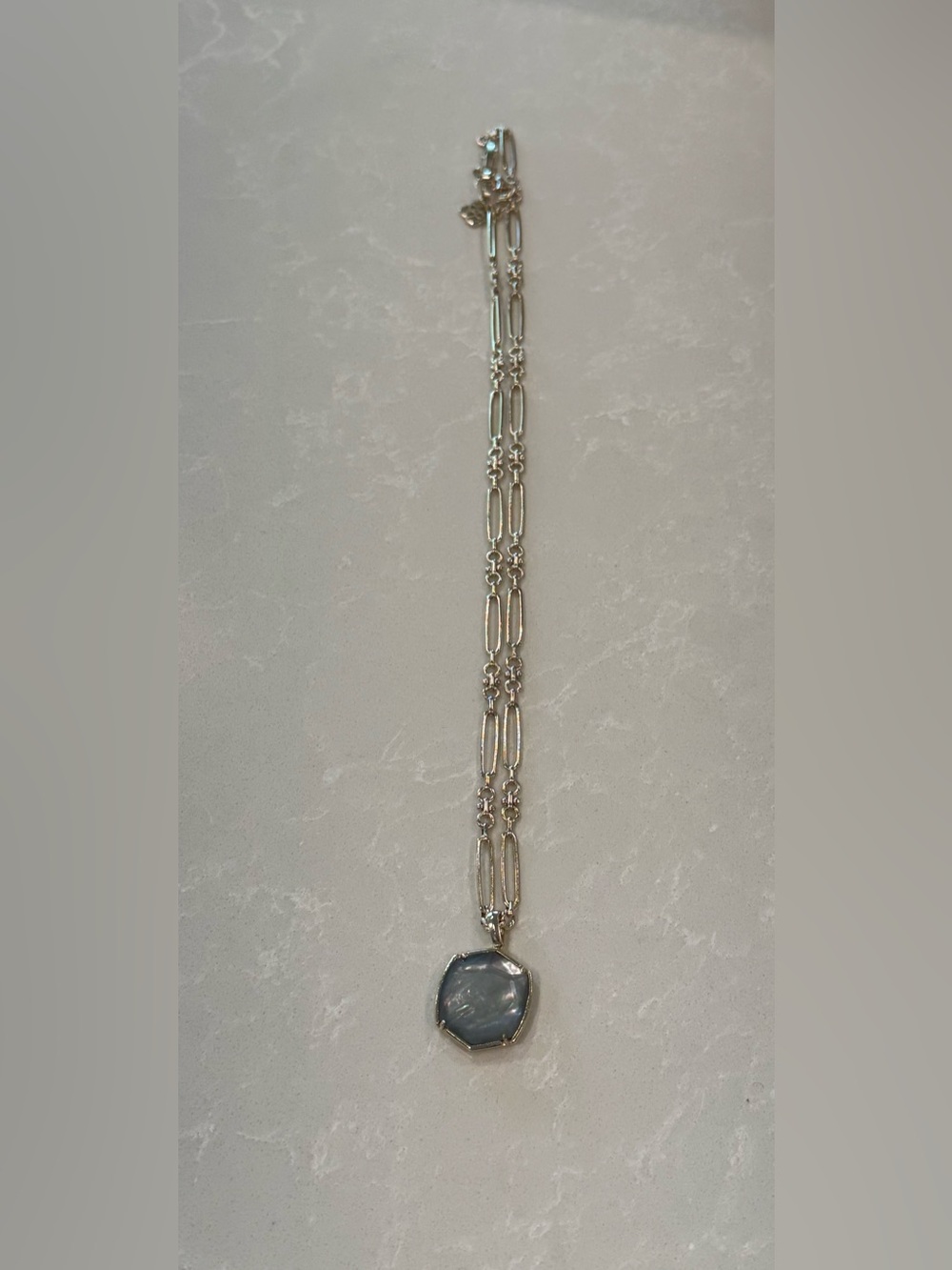 Kendra Scott Iridescent Pendant Necklace